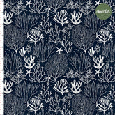 Lacivert Zemin Üzerinde Beyaz Mercan Deniz Yıldızı Desenli Dijital Baskılı Kumaş